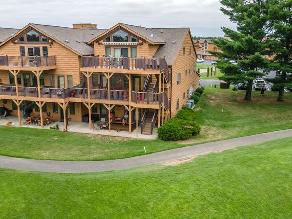 2009-1 S Czech Court, Unit 0901, Arkdale, WI 54613