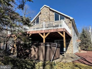 5 TROON ROAD, HAZLE TOWNSHIP, PA 18202