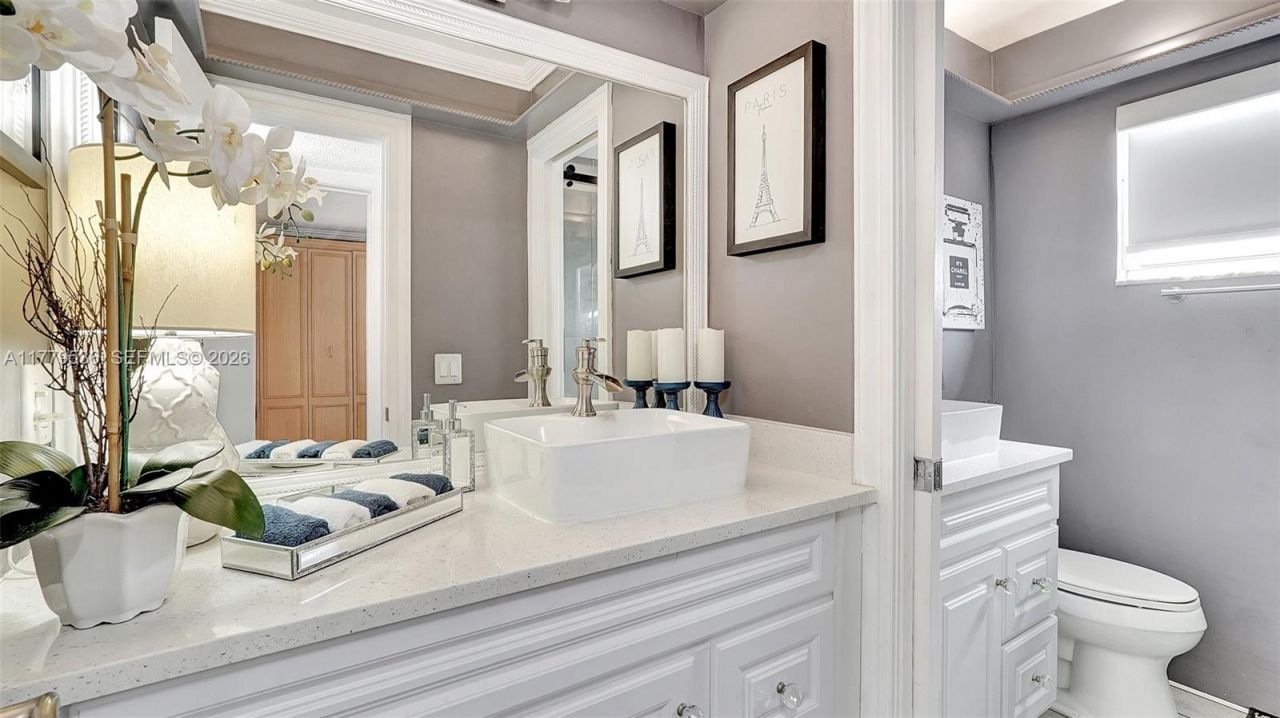 329 SE 3rd St, Unit 405S, Hallandale Beach, FL 33009 Photo