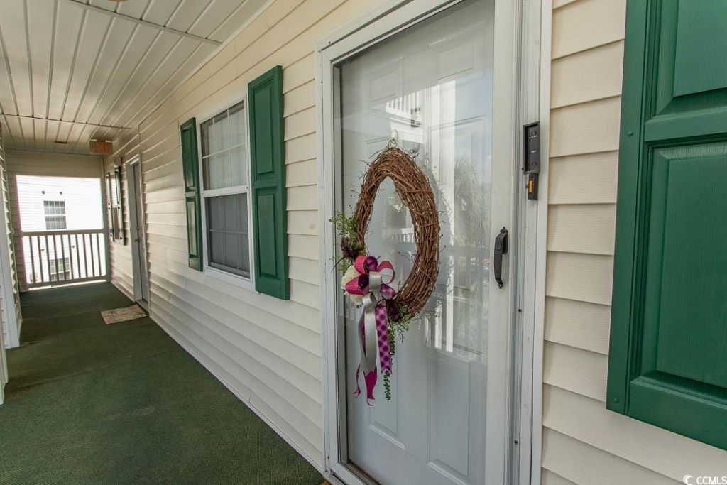 646 Tupelo Ln. Photo 17