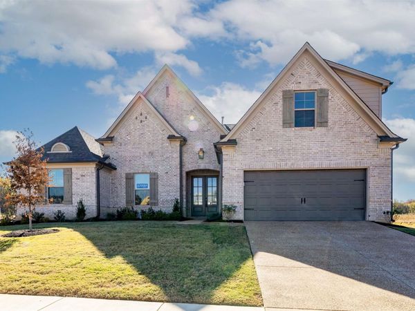 195 SUGALINA VALLEY DR, Oakland, TN 38060