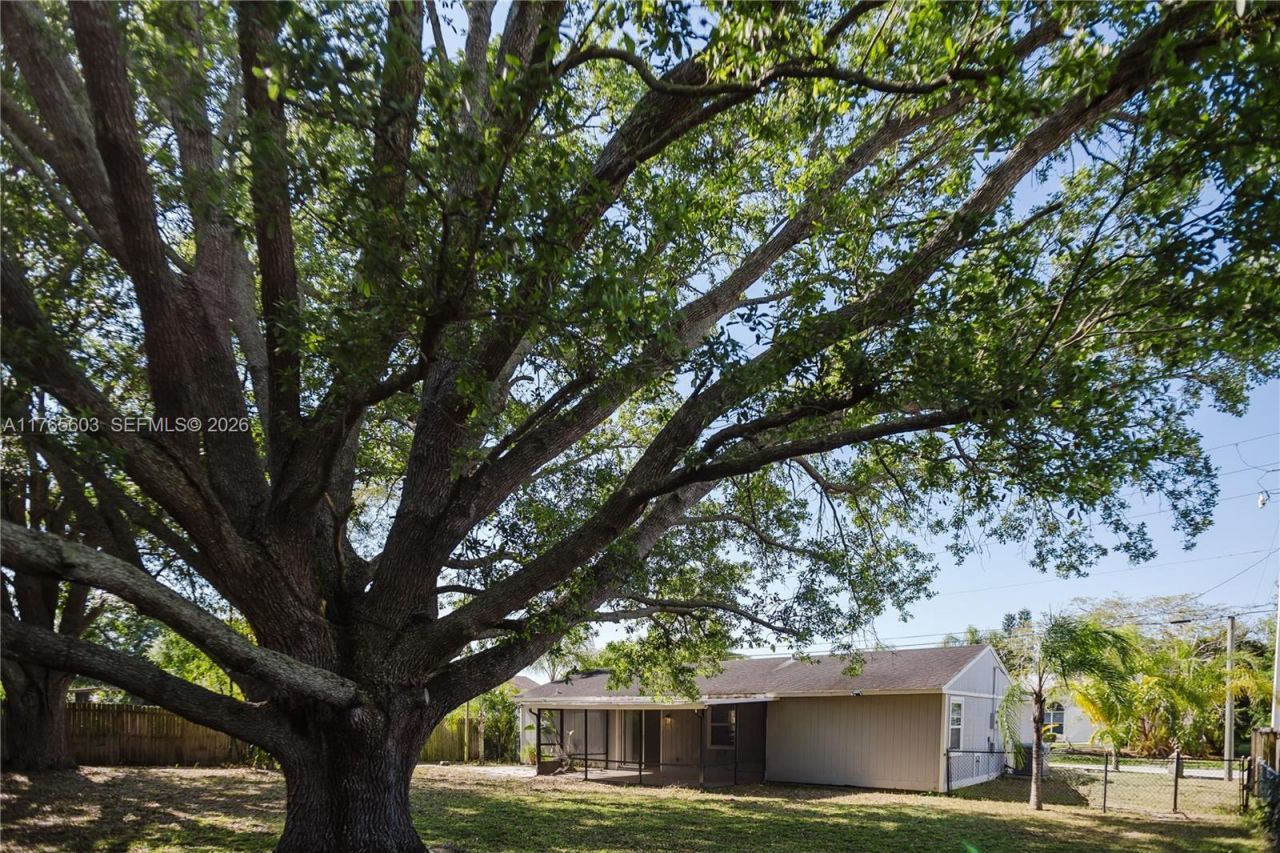 332 SW Voltair Ter, Port Saint Lucie, FL 34984 Photo