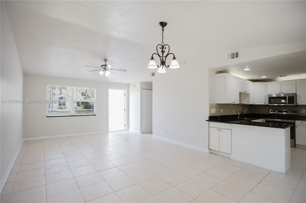 332 SW Voltair Ter, Port Saint Lucie, FL 34984 Photo