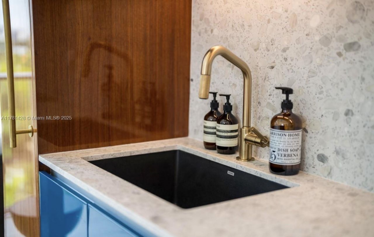 2655 S Bayshore Drive, Unit 1109, Coconut Grove, FL 33133 Photo