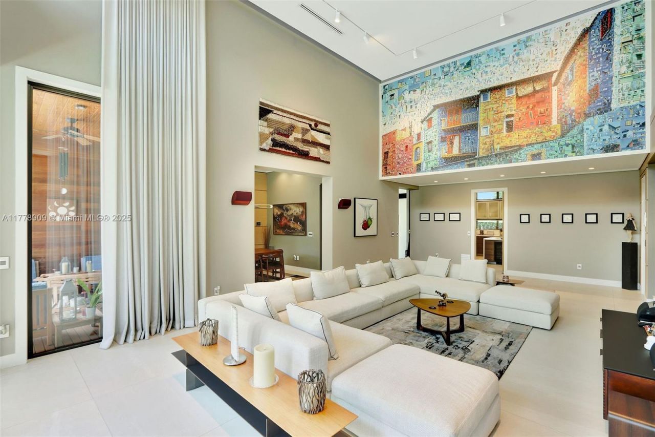 128 NE 94th St, Miami Shores, FL 33138 Photo