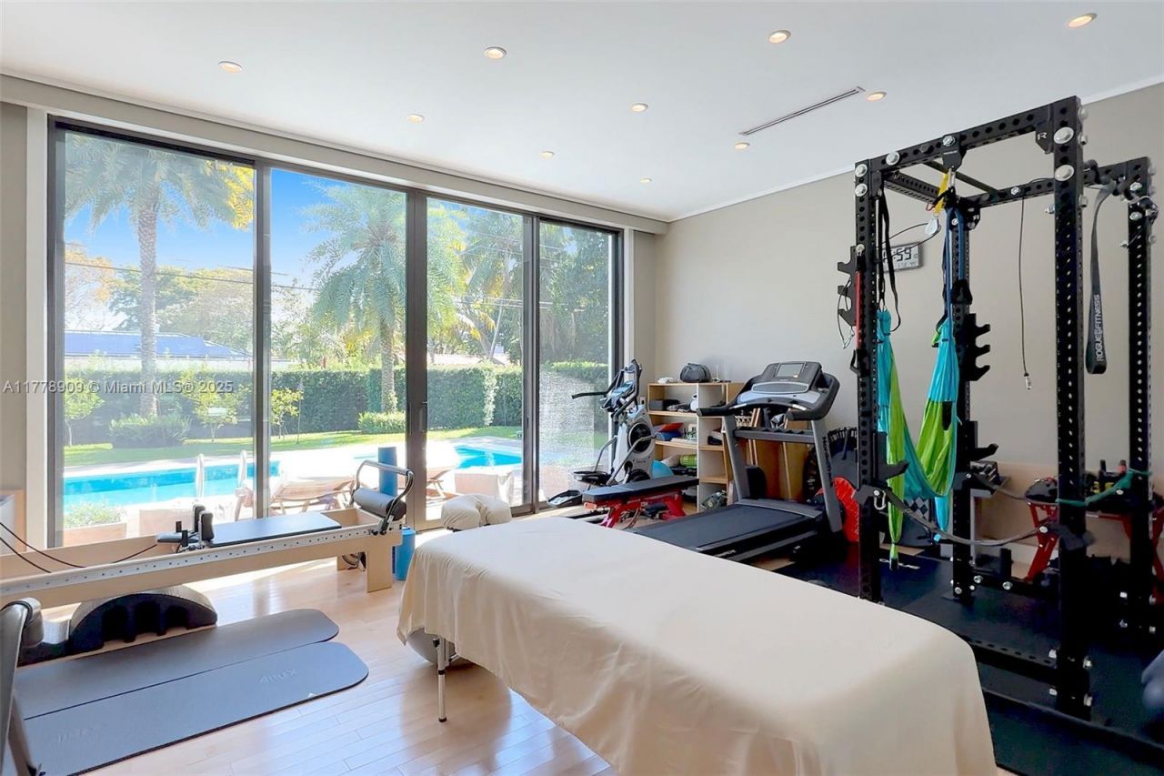 128 NE 94th St, Miami Shores, FL 33138 Photo