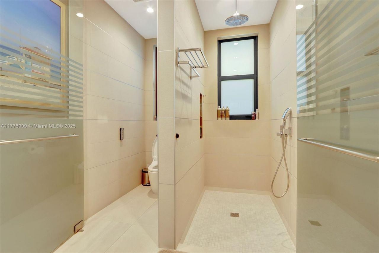 128 NE 94th St, Miami Shores, FL 33138 Photo