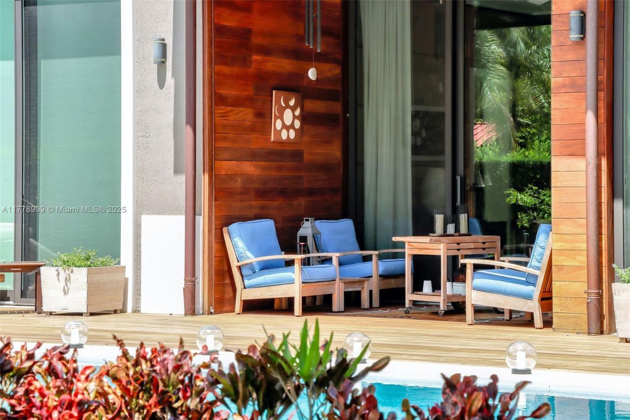 128 NE 94th St, Miami Shores, FL 33138 Photo