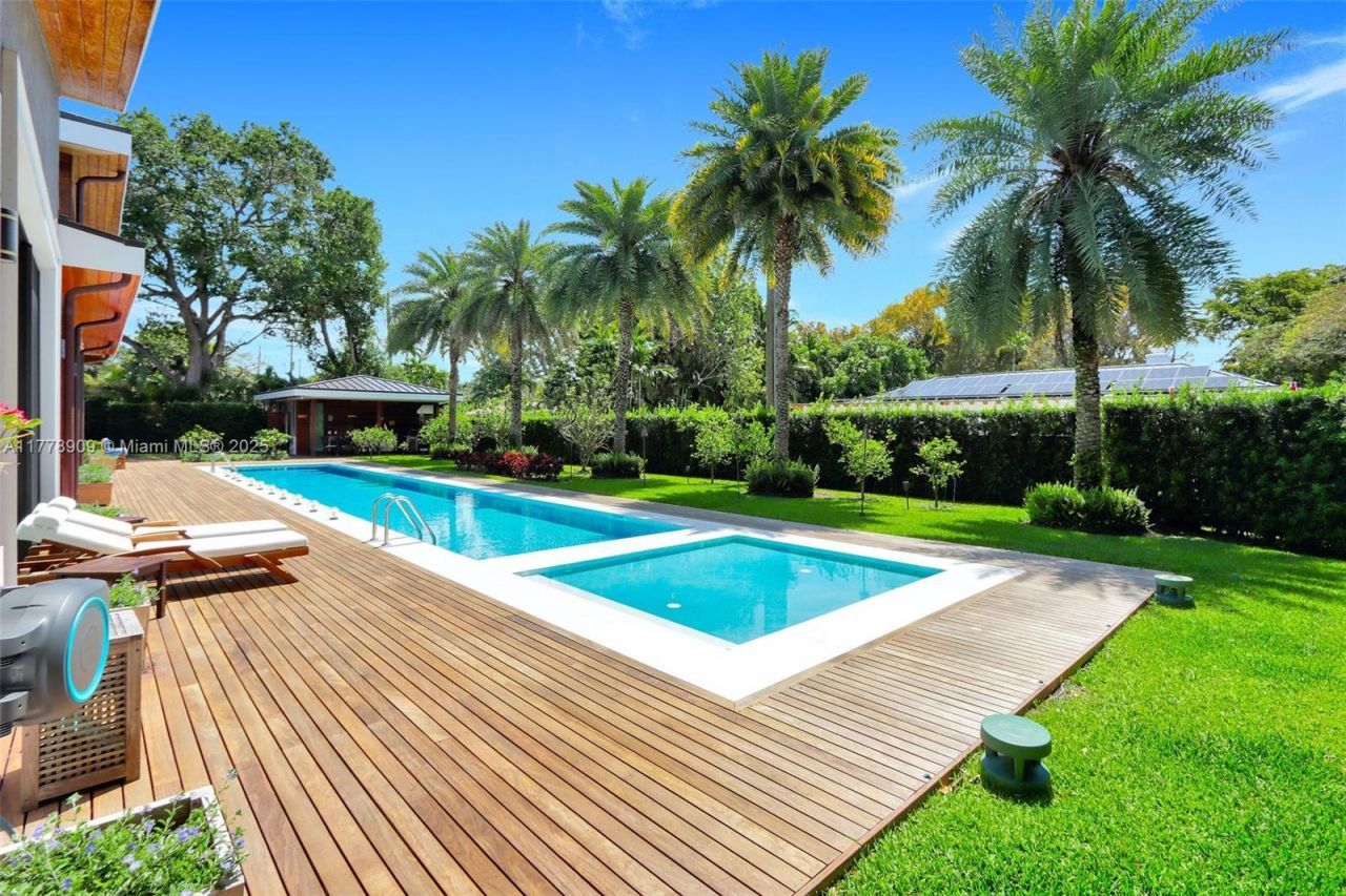 128 NE 94th St, Miami Shores, FL 33138 Photo