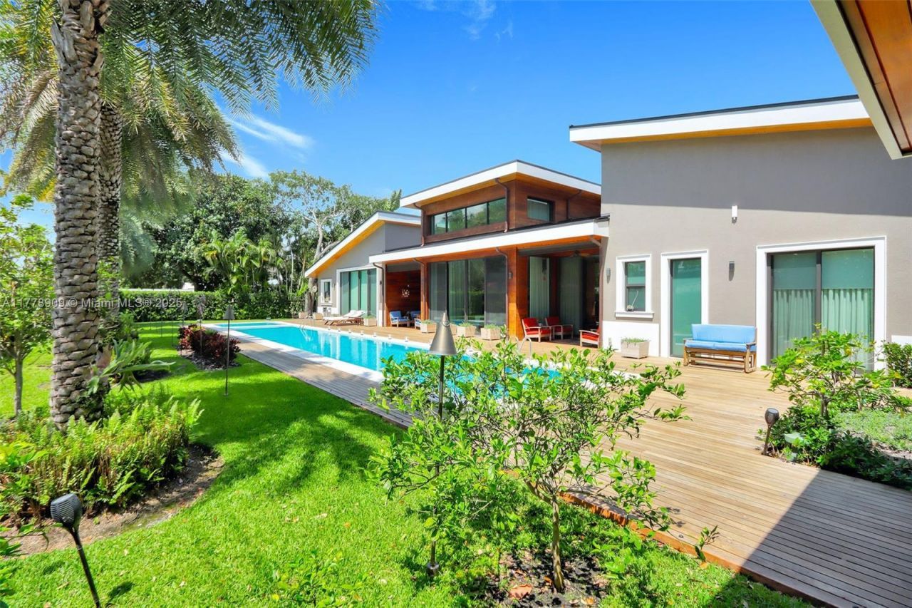 128 NE 94th St, Miami Shores, FL 33138 Photo