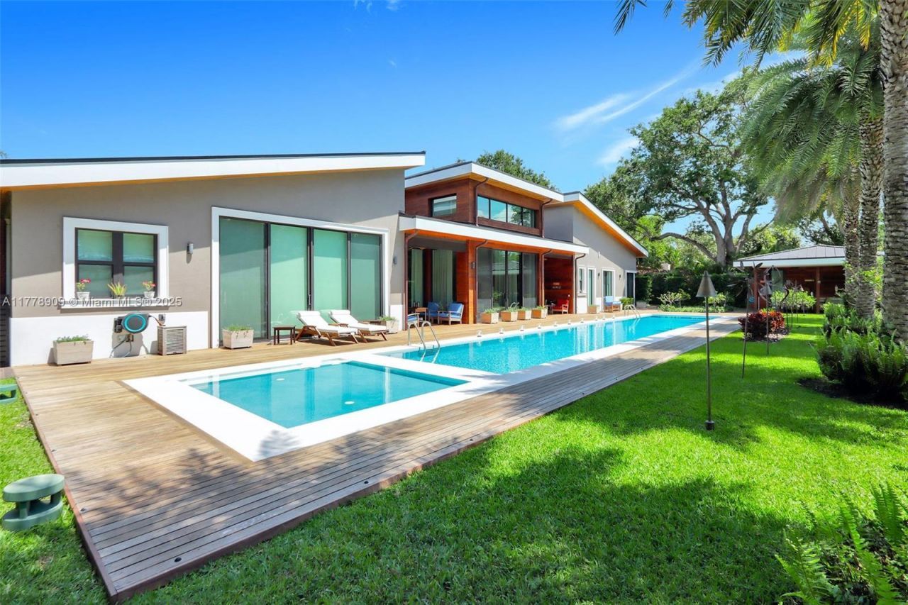 128 NE 94th St, Miami Shores, FL 33138 Photo