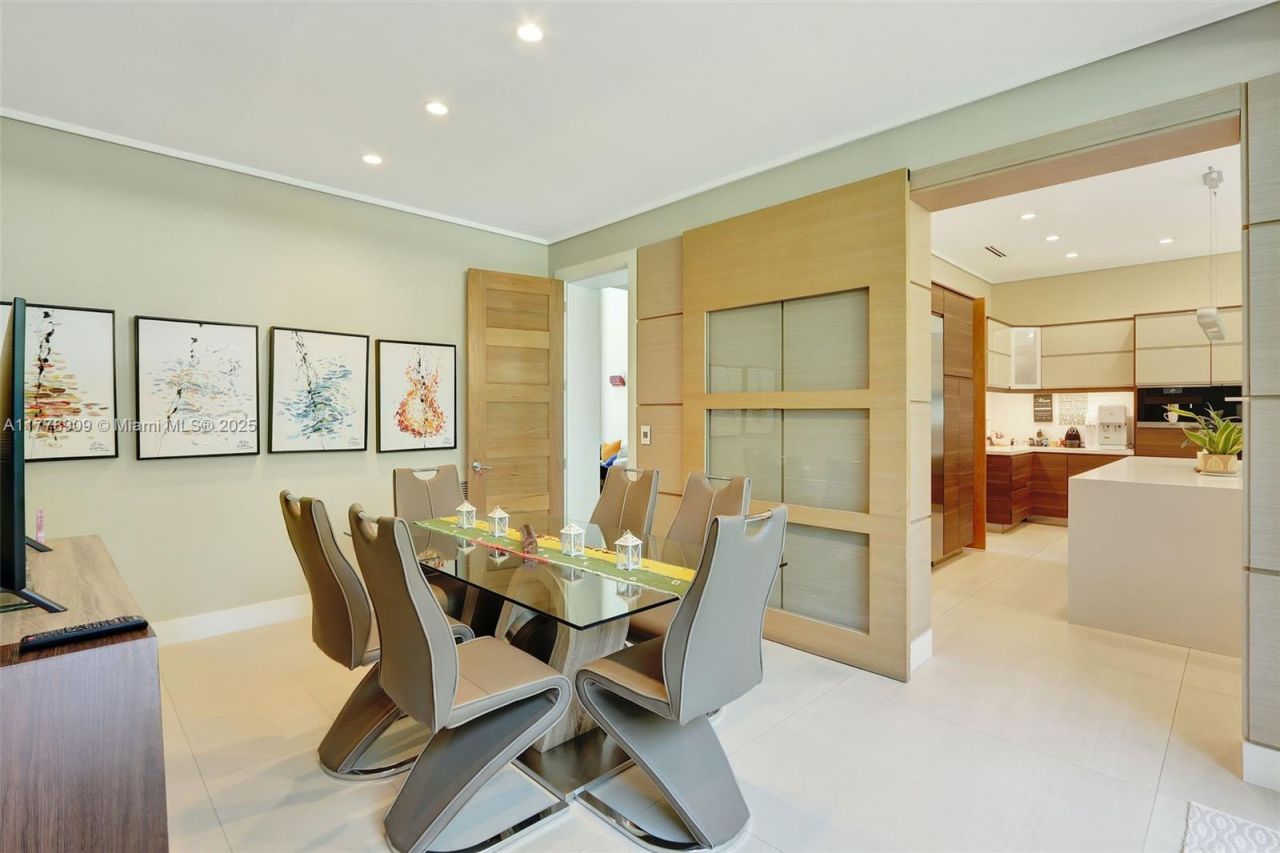 128 NE 94th St, Miami Shores, FL 33138 Photo