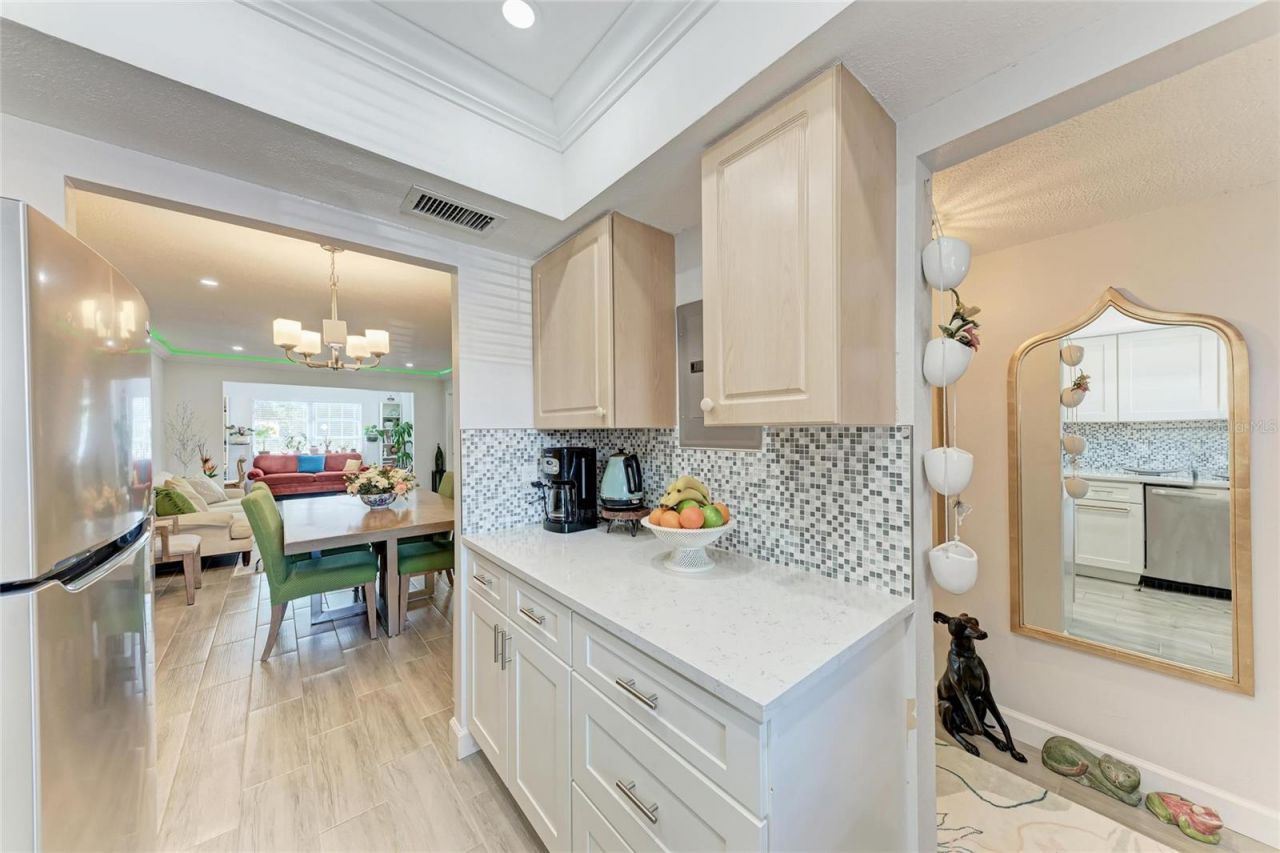 4186 Heron Way, Unit B-219, Bradenton, FL 34205 Photo