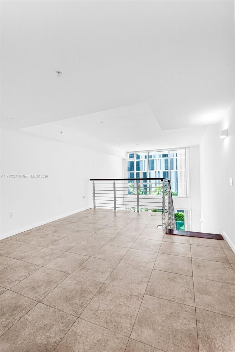 41 SE 5th St, Unit 406, Miami, FL 33131 Photo