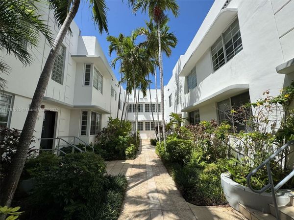 1000 Meridian Ave, Unit 17, Miami Beach, FL 33139