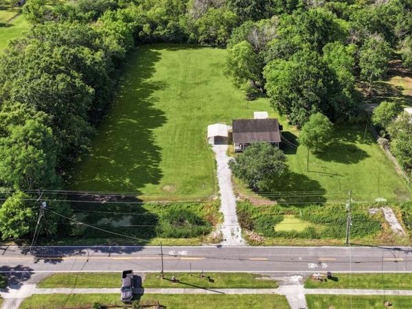 1558 BAYOU Road, St Bernard, LA 70085