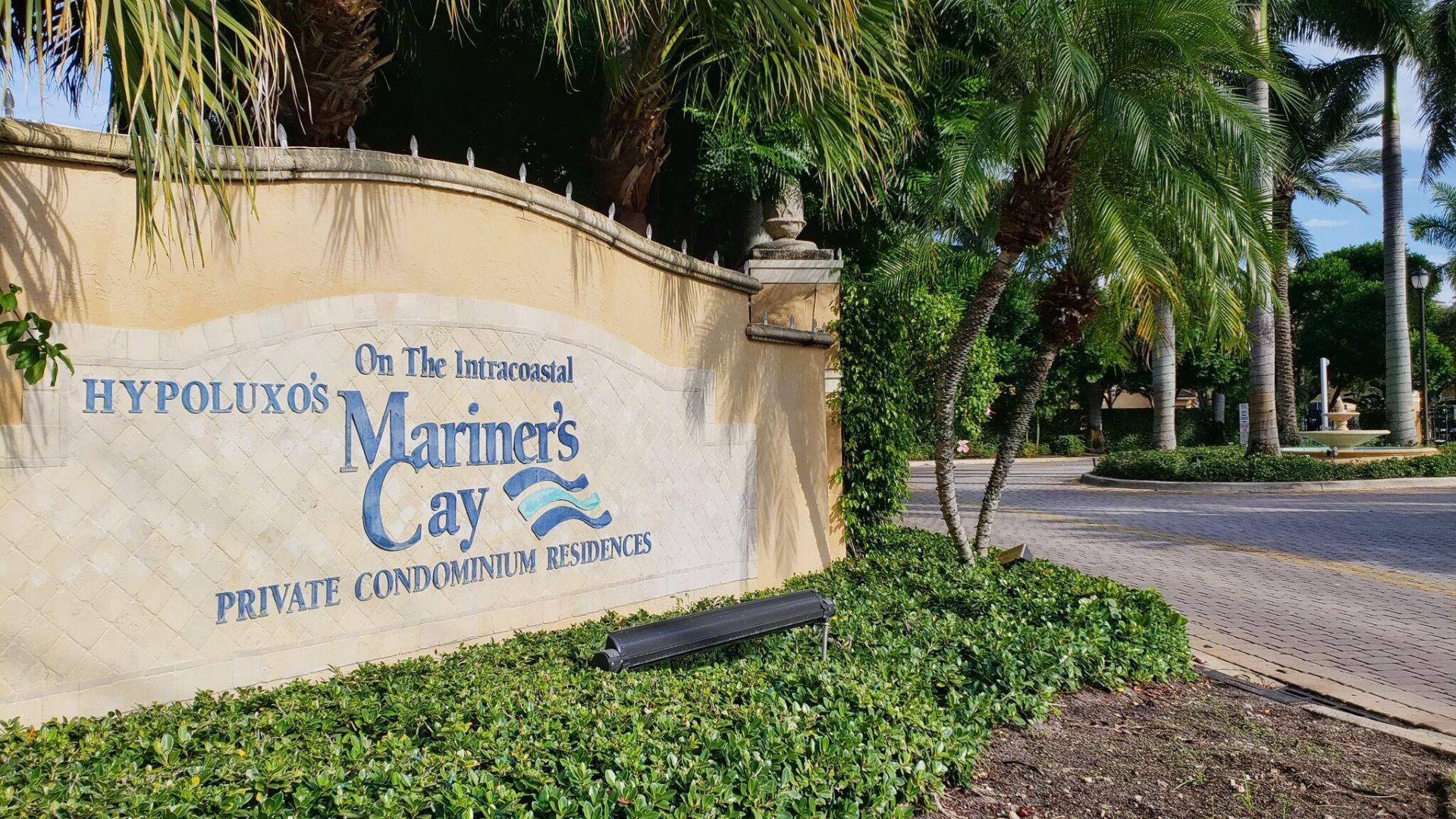 1000 Scotia Drive, Unit 204, Hypoluxo, FL 33462 Photo