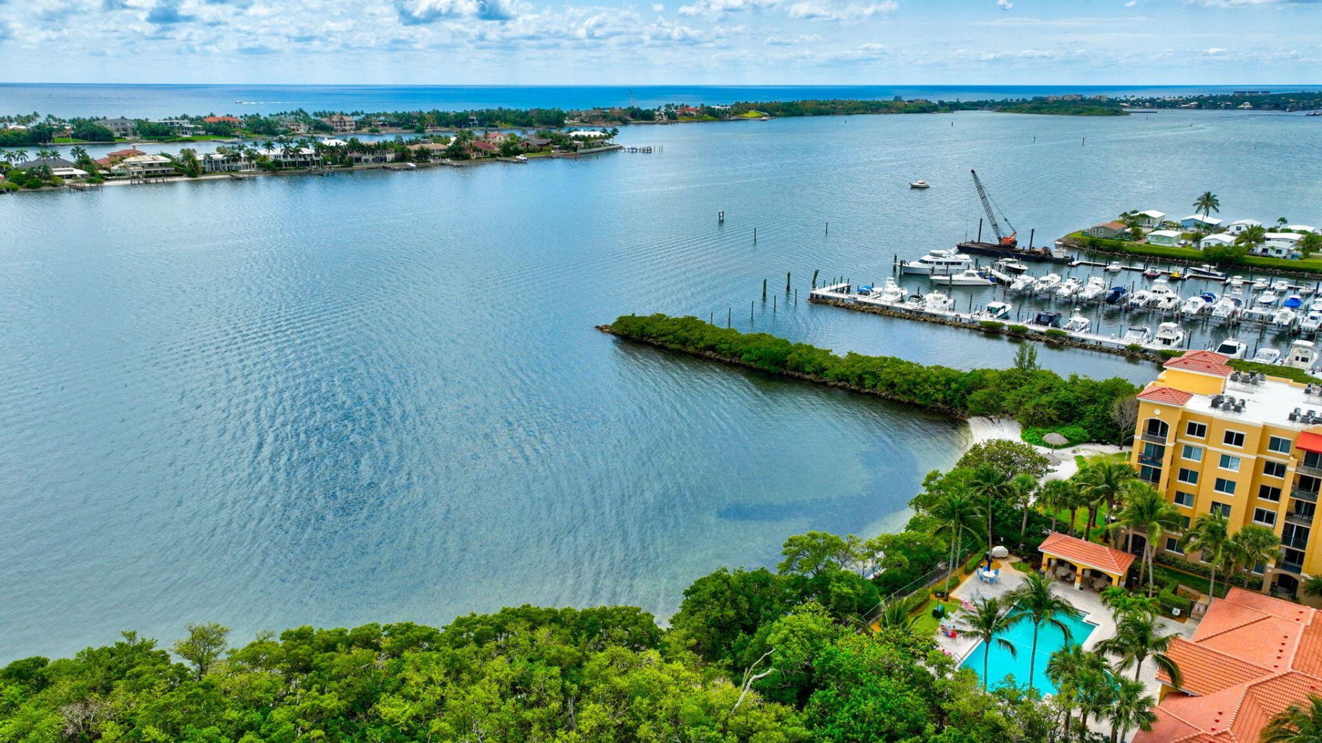 1000 Scotia Drive, Unit 204, Hypoluxo, FL 33462 Photo