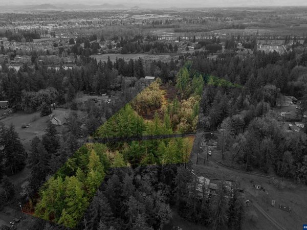 000 NW Maier Ln, Albany, OR 97321