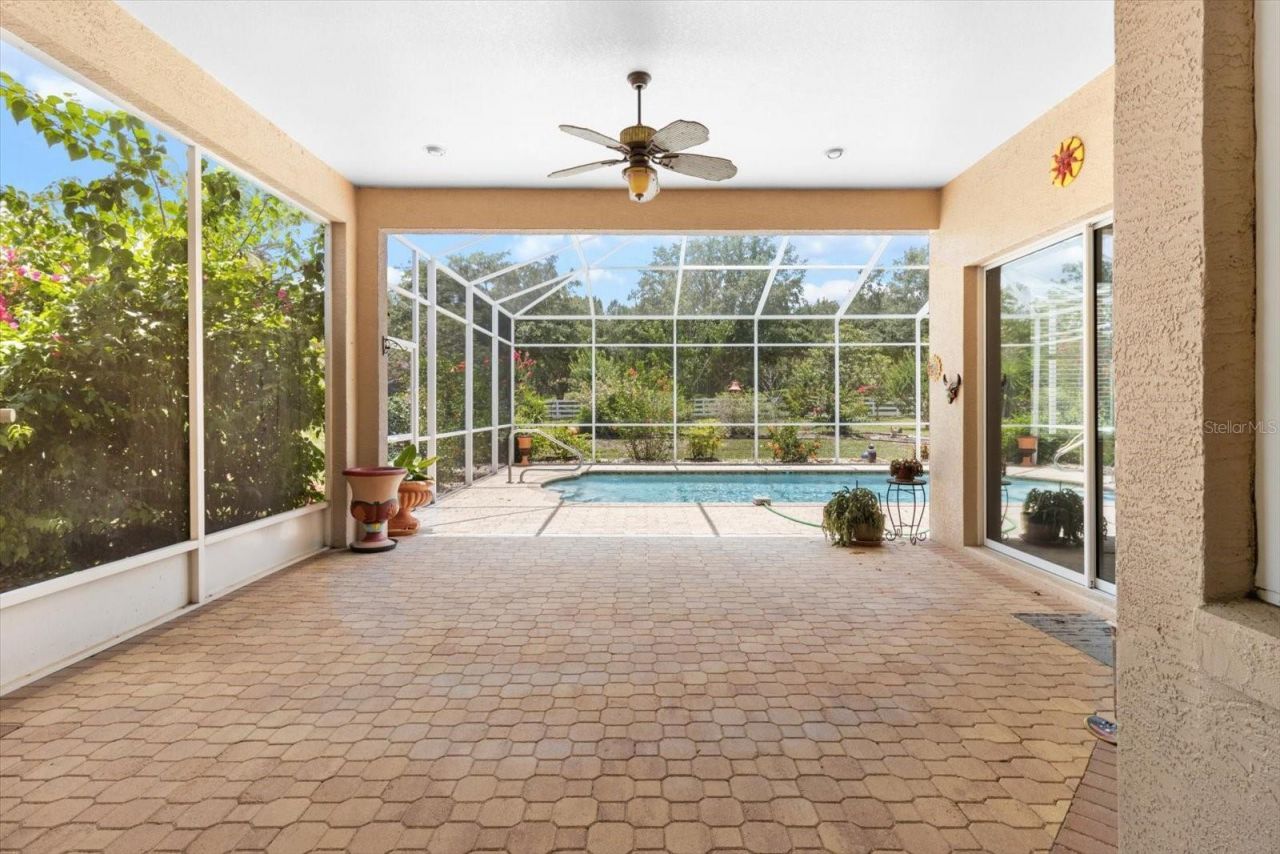 1153 E Whirl Away Circle, Inverness, FL 34453 Photo