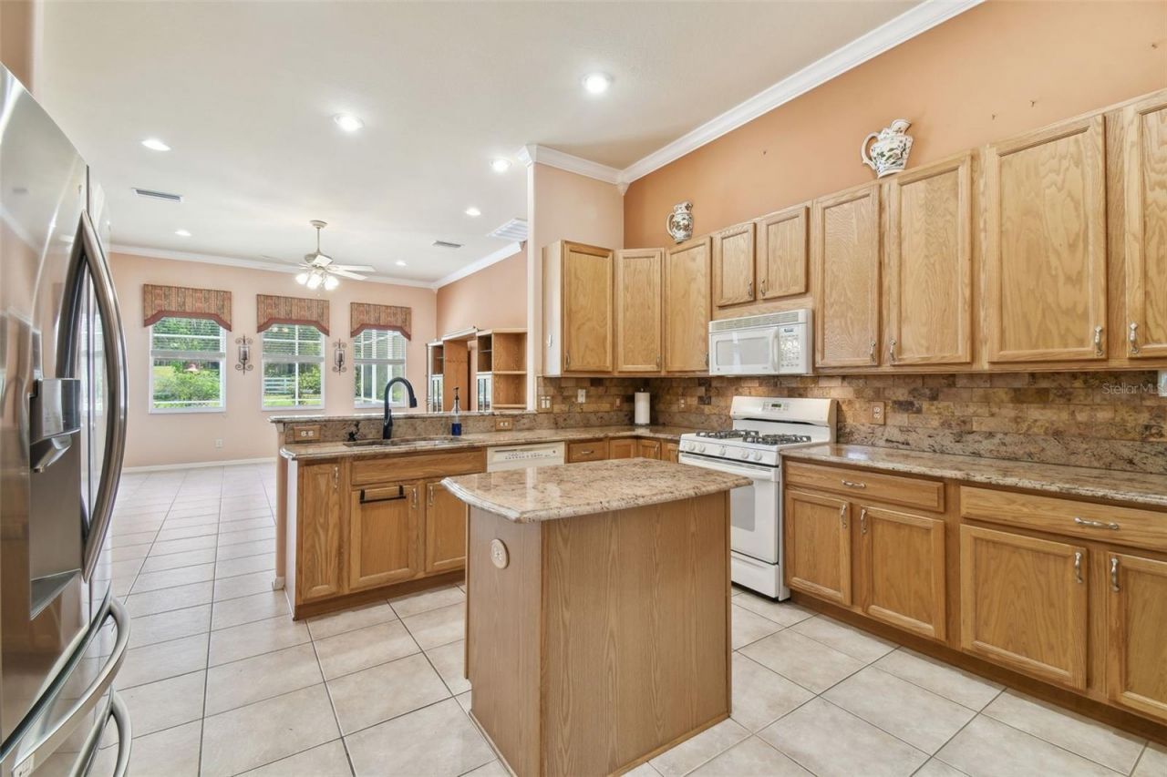 1153 E Whirl Away Circle, Inverness, FL 34453 Photo