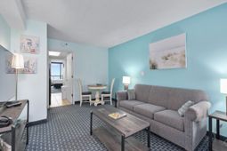 2401 S Ocean Blvd. S photo 4