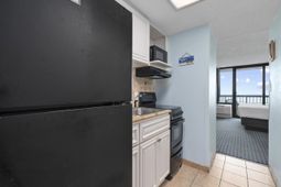 2401 S Ocean Blvd. S photo 4