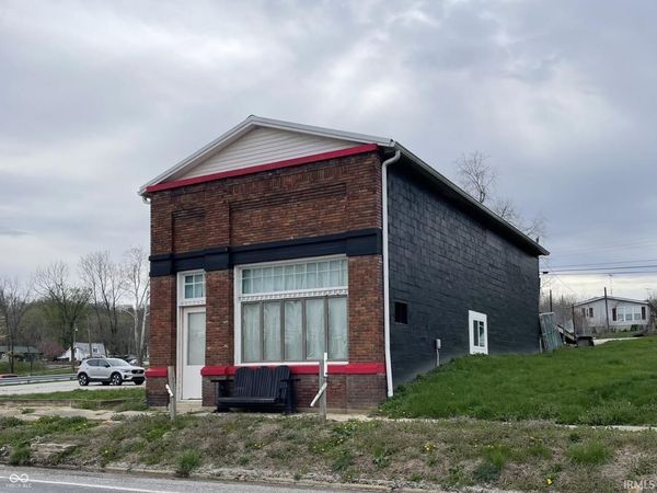 5732 Wall Street, Freeman, IN 47431