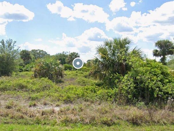 1268 BACON AVENUE, FORT MYERS, FL 33913