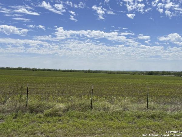 TRACT A Abbott, St Hedwig, TX 78152