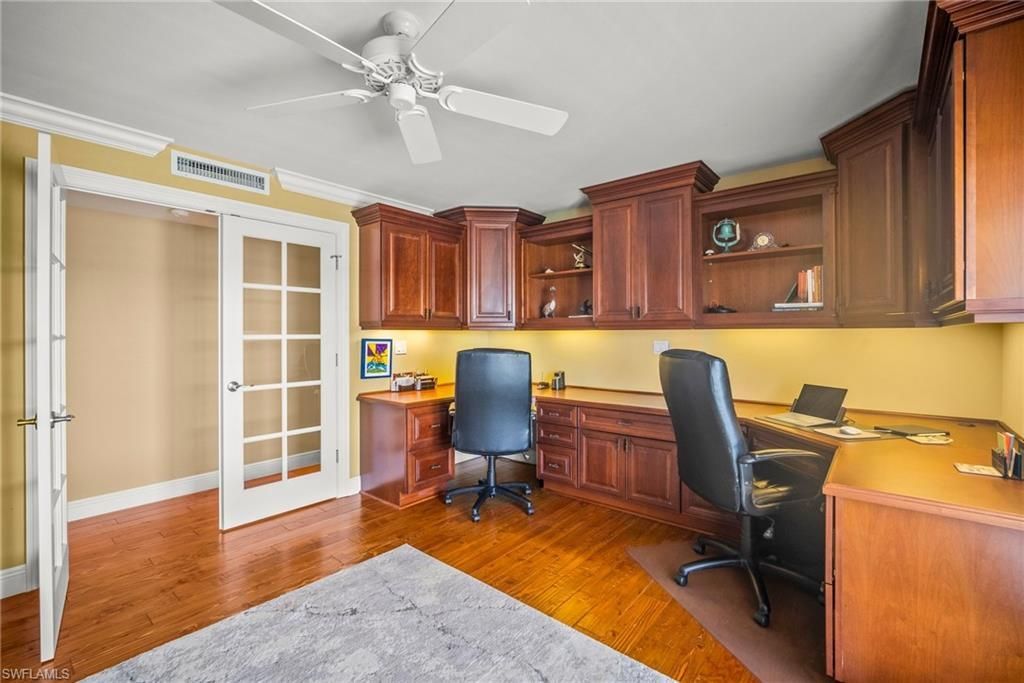 2650 Gulf Shore Blvd N, Unit 701, Naples, FL 34103 Photo