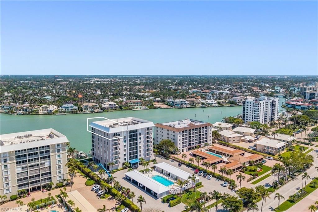 2650 Gulf Shore Blvd N, Unit 701, Naples, FL 34103 Photo