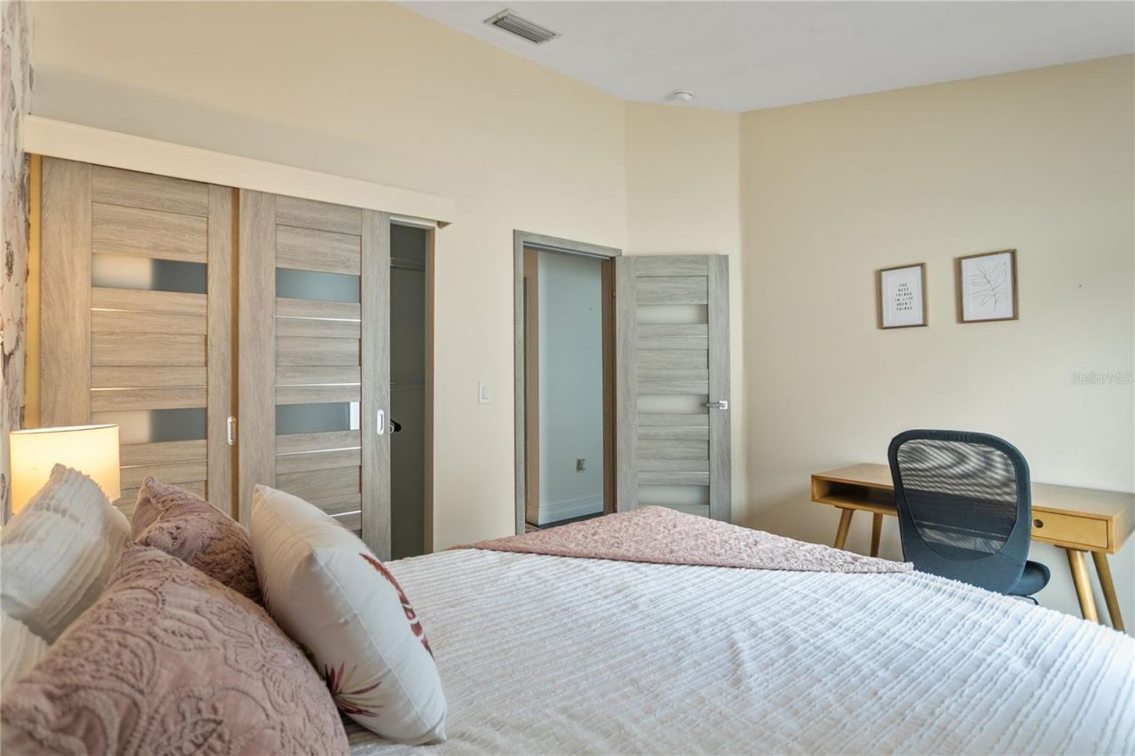 24405 Summer Wind Court, Lutz, FL 33559 Photo