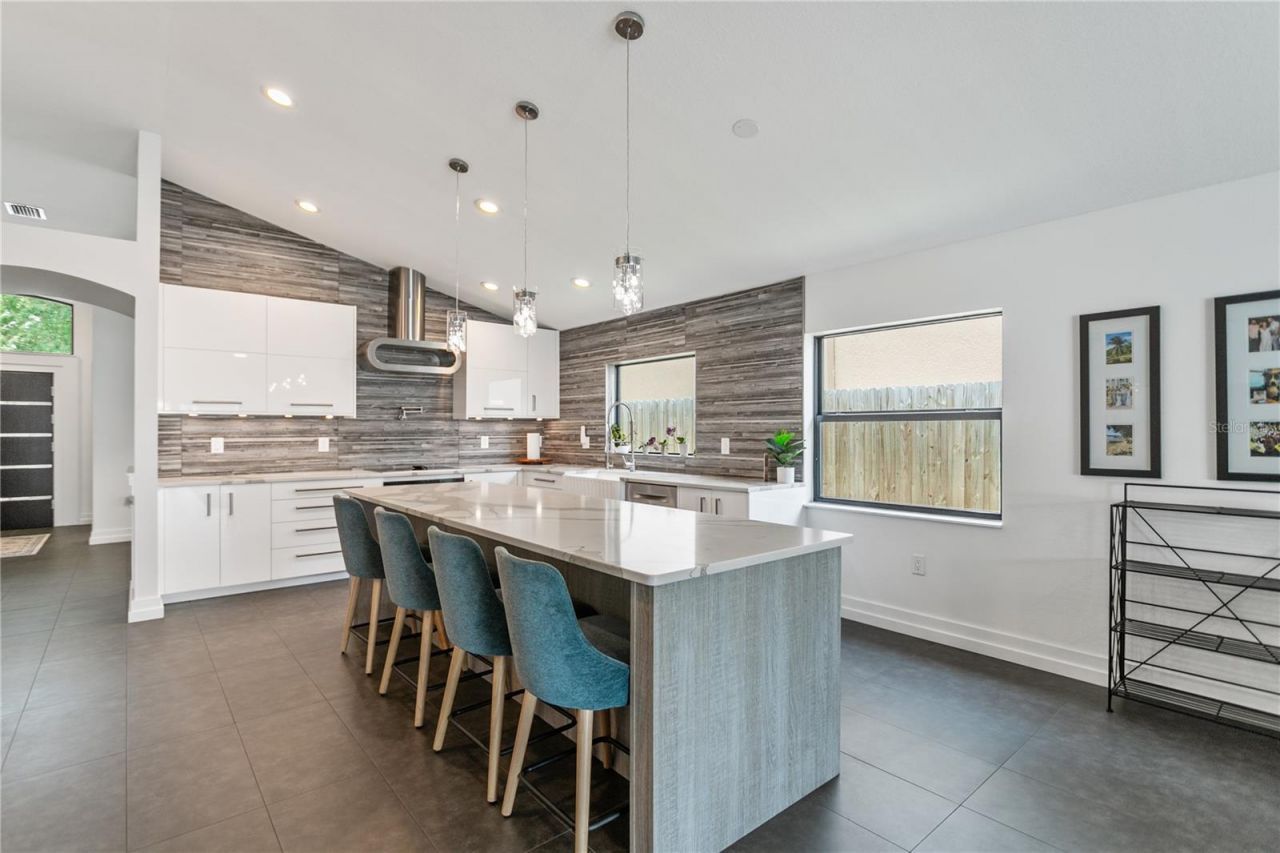 24405 Summer Wind Court, Lutz, FL 33559 Photo