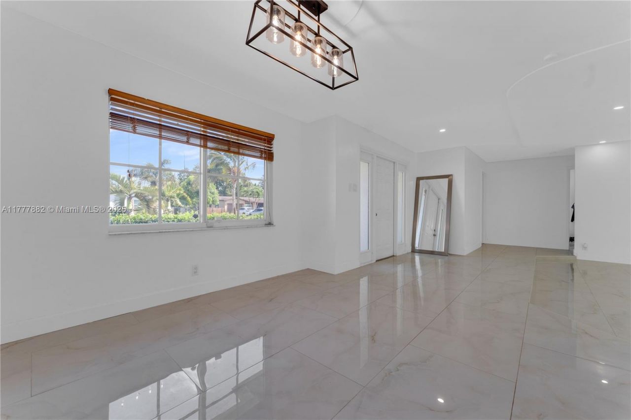 6924 NW 8th Ct, Margate, FL 33063 Photo