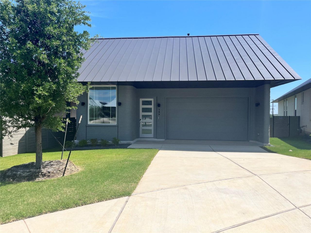 104 Rough Creek Rd, Georgetown, TX 78628 Main Photo