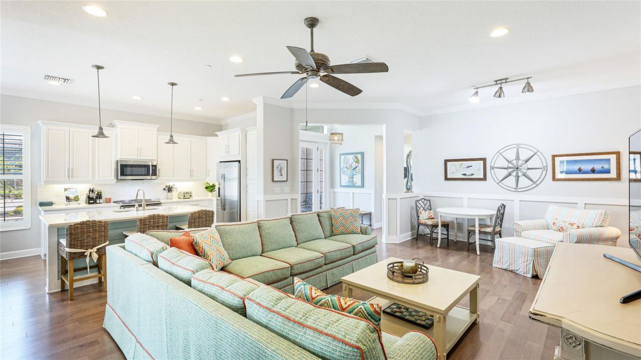 283 Saint Lucia Drive, Unit 101, Bradenton, FL 34209 Photo