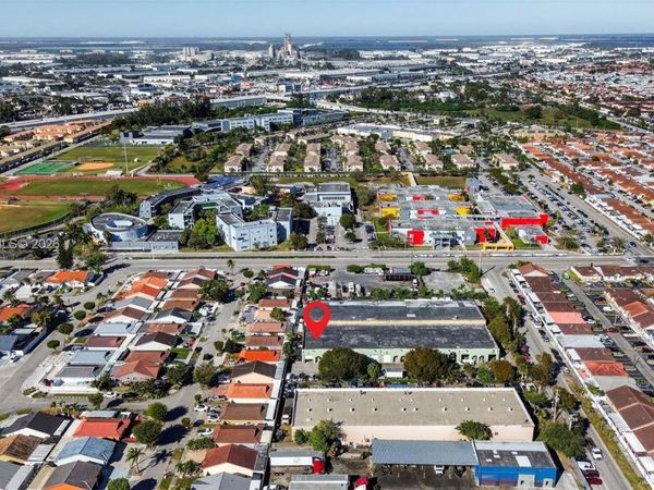 9180 NW 119th St, Unit 10, Hialeah Gardens, FL 33018