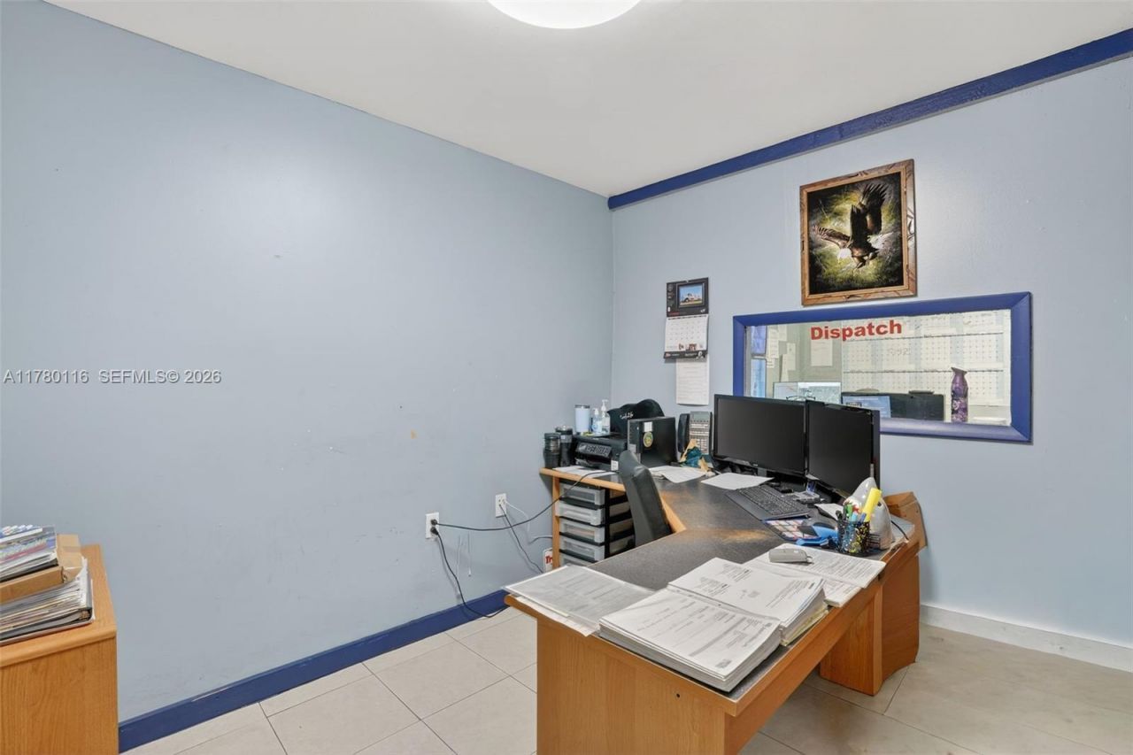 9180 NW 119th St, Unit 10, Hialeah Gardens, FL 33018 Photo