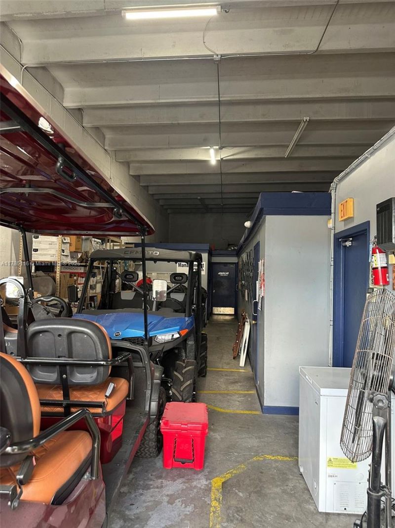 9180 NW 119th St, Unit 10, Hialeah Gardens, FL 33018 Photo