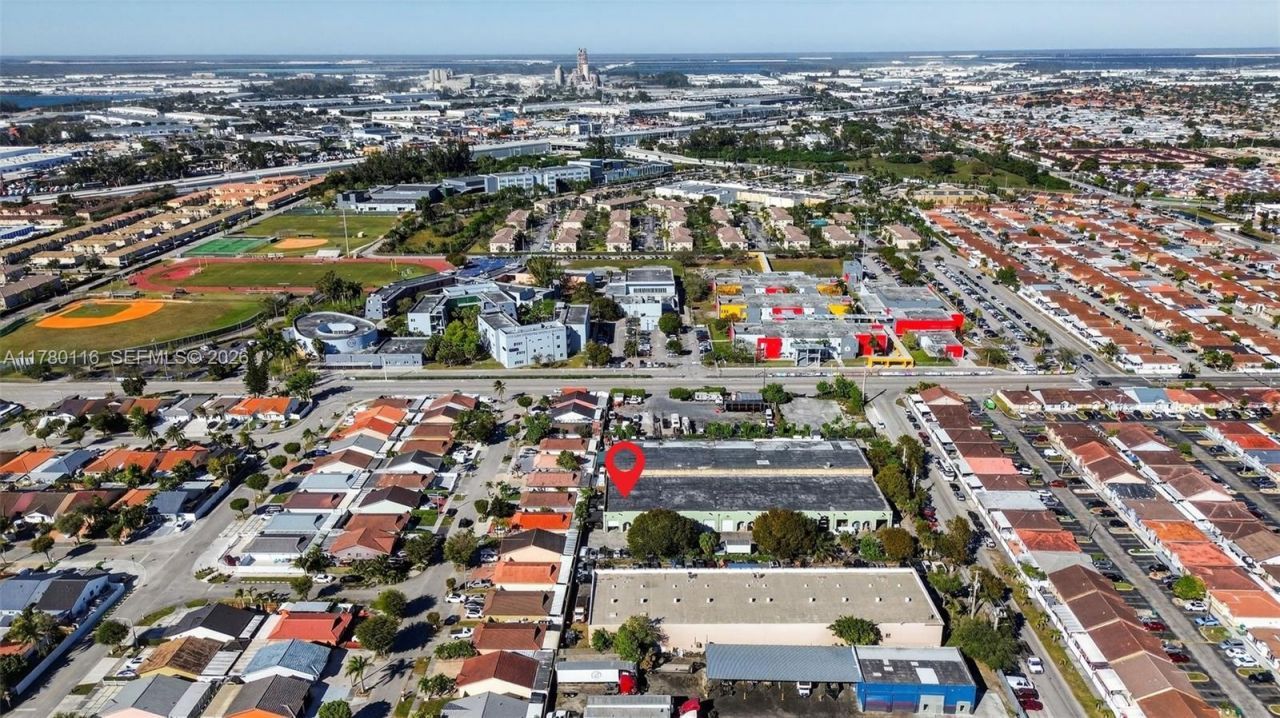 9180 NW 119th St, Unit 10, Hialeah Gardens, FL 33018 Photo