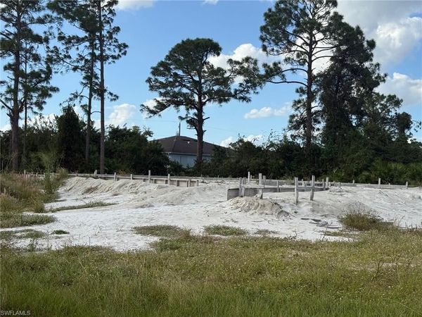 128/130 Homer AVE S, LEHIGH ACRES, FL 33973