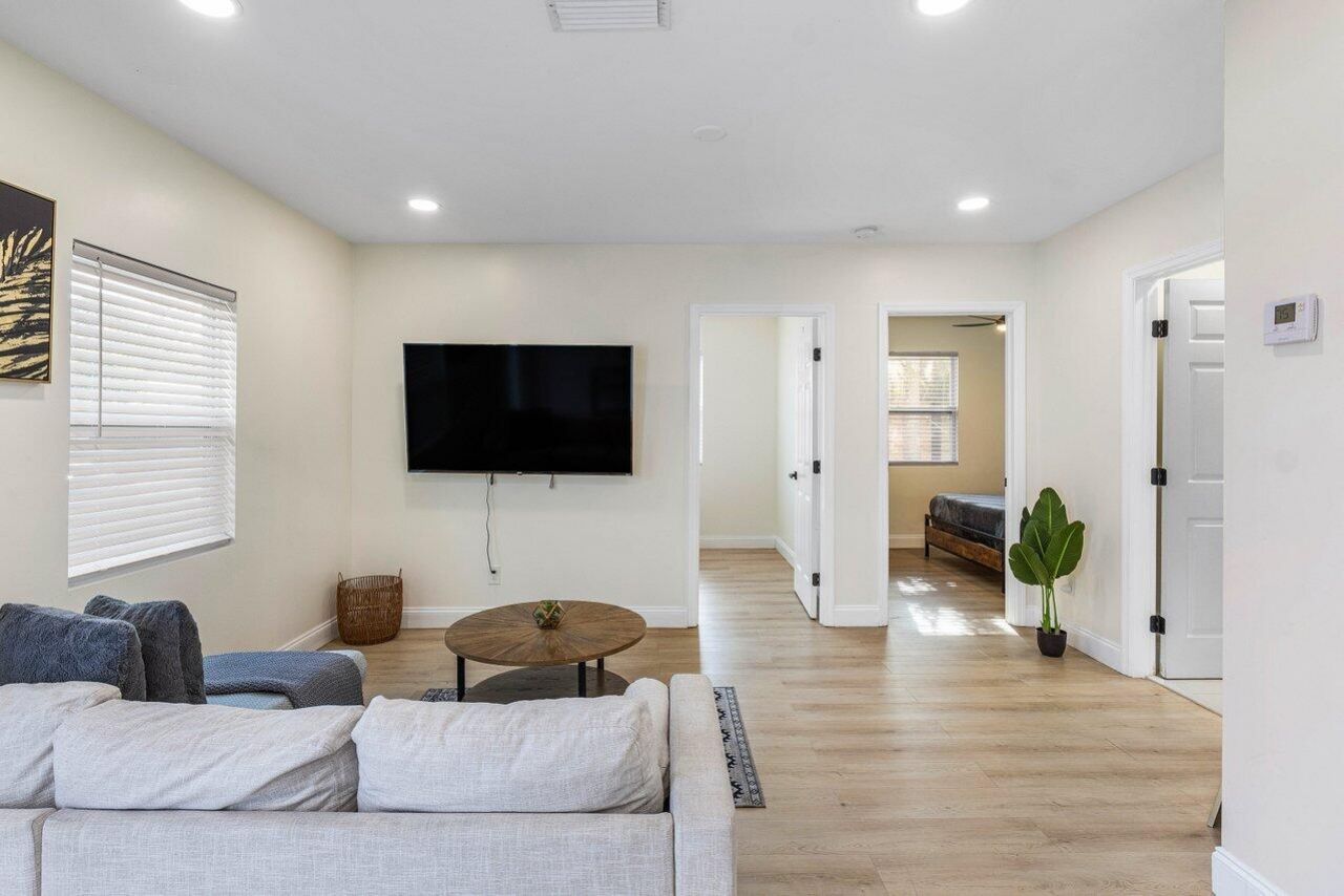 4603 N Ocean Boulevard, Boynton Beach, FL 33435 Photo