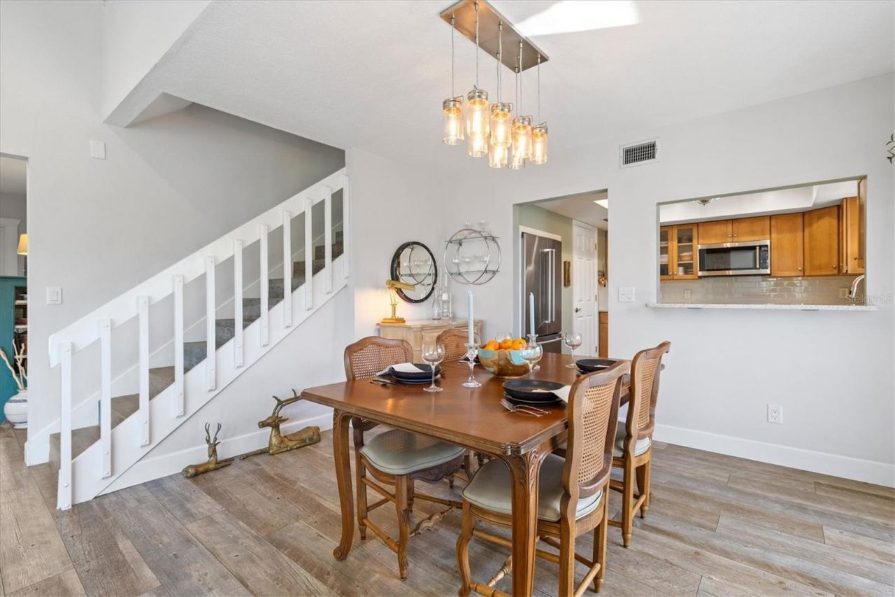 234 85th Street, Holmes Beach, FL 34217 Photo