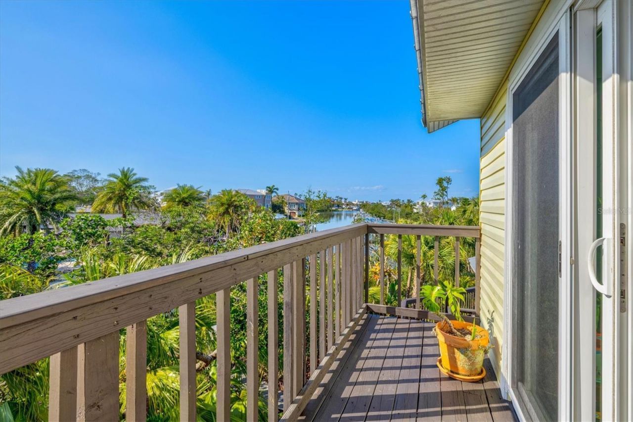 234 85th Street, Holmes Beach, FL 34217 Photo