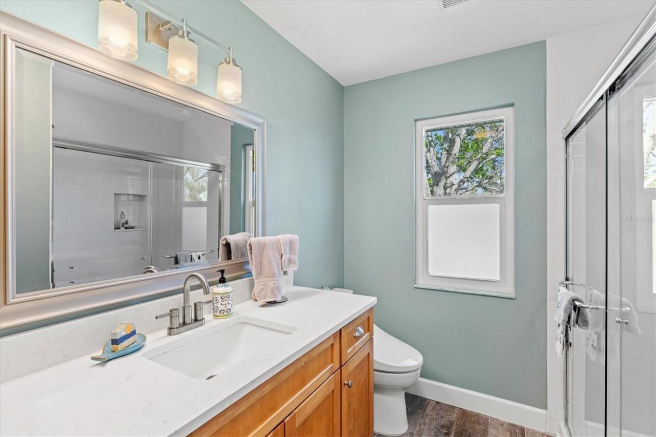 234 85th Street, Holmes Beach, FL 34217 Photo