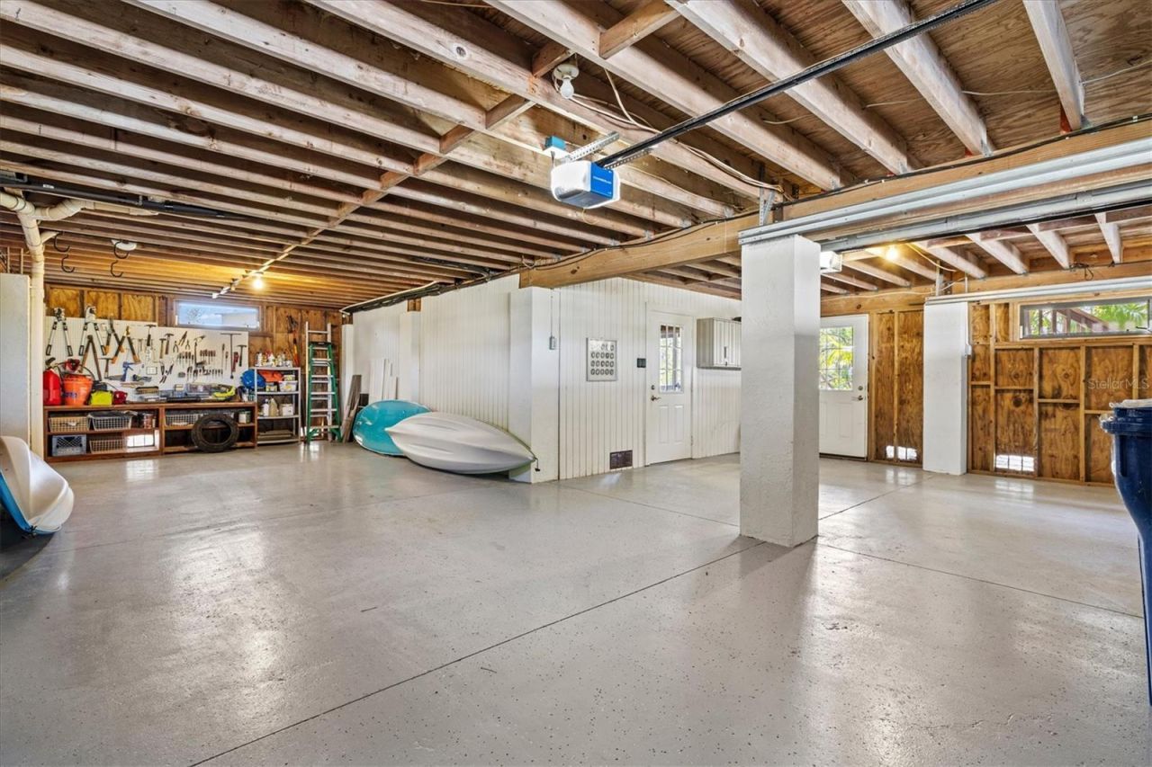 234 85th Street, Holmes Beach, FL 34217 Photo