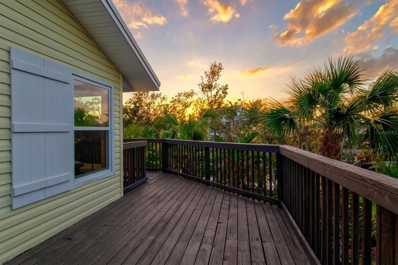 234 85th Street, Holmes Beach, FL 34217 Photo