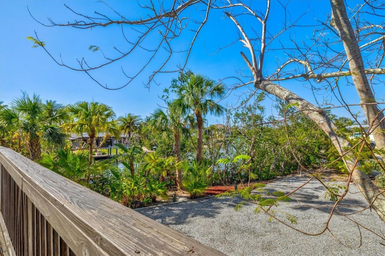 234 85th Street, Holmes Beach, FL 34217 Photo