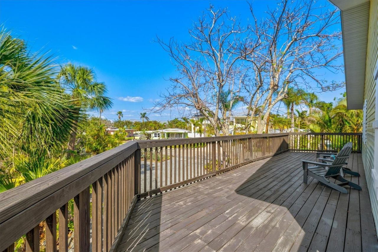 234 85th Street, Holmes Beach, FL 34217 Photo